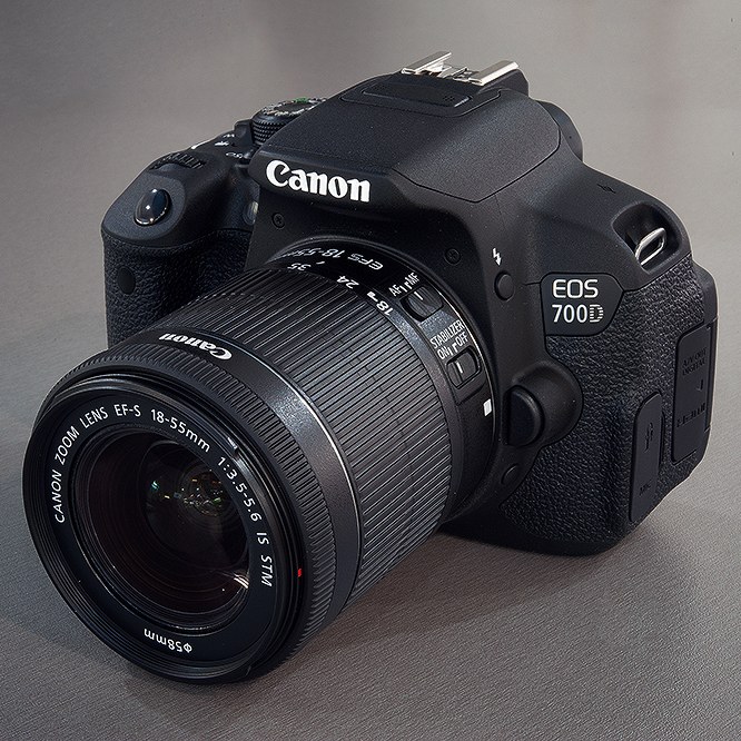 Canon 700D DSLR camera