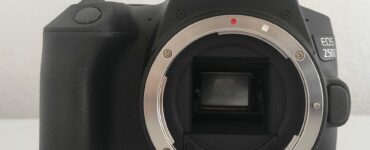 Canon EOS 250D DSLR camera price in Pakistan