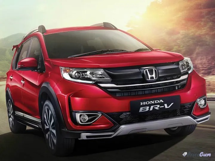 Honda BR-V i-VTEC S front view in red