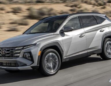 Hyundai Tucson Hybrid front three quarter view in silver