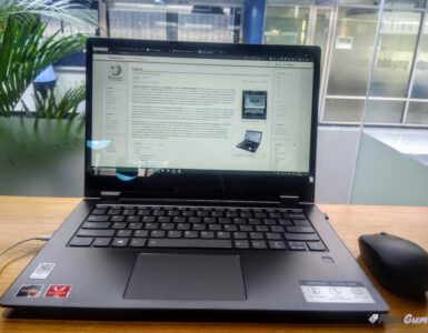 Lenovo Yoga 530 laptop on a desk (illustration photo)