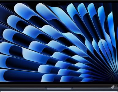 Apple MacBook Air M3 13.6-inch Liquid Retina display in Midnight