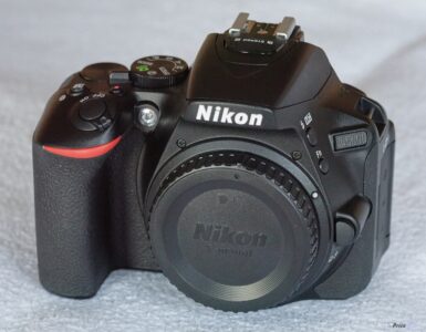 Nikon D5600 DSLR camera price in Pakistan