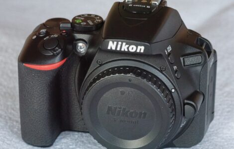 Nikon D5600 DSLR camera price in Pakistan