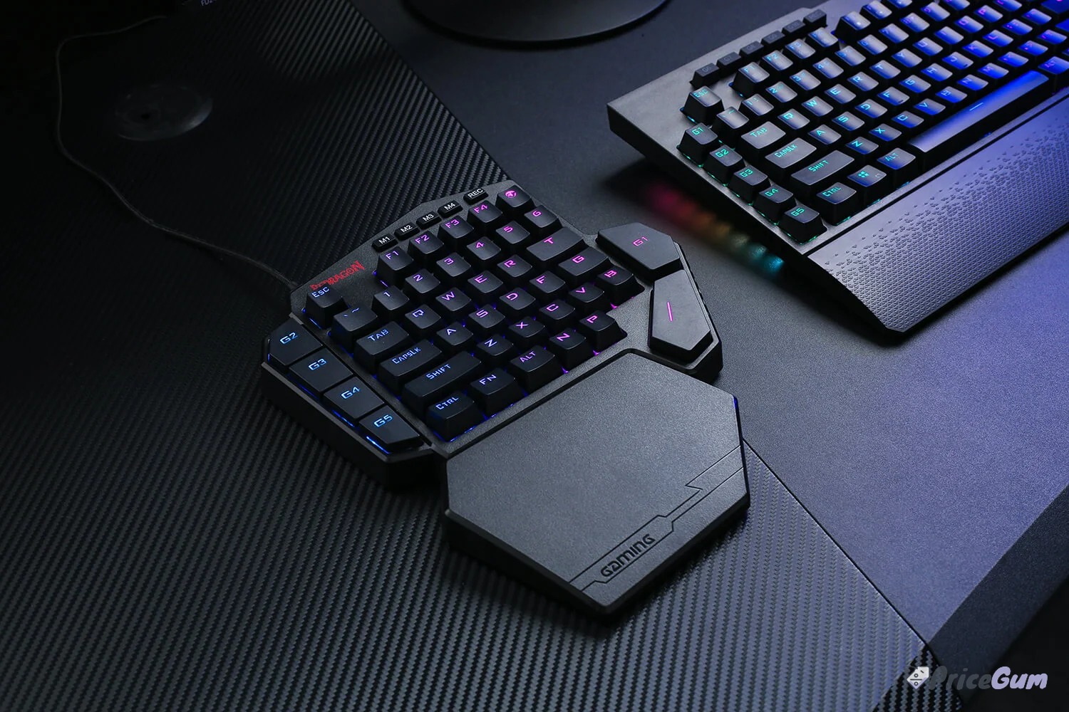 Redragon K585 DITI one-hand gaming keypad with RGB backlight