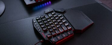 Redragon K585 DITI one-hand gaming keypad