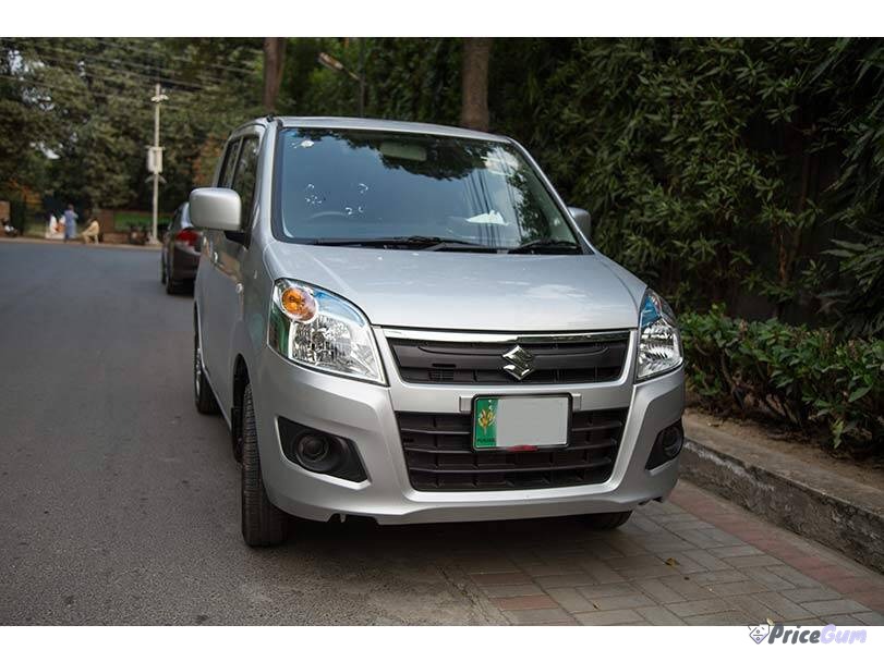 Suzuki Wagon R front view on road