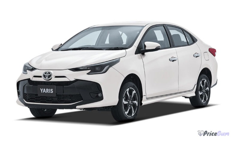 Toyota Yaris front view in Pakistan