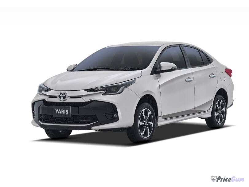 Toyota Yaris side view in Pakistan