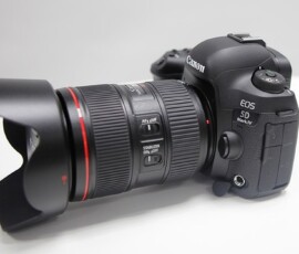Canon EOS 5D Mark IV DSLR camera